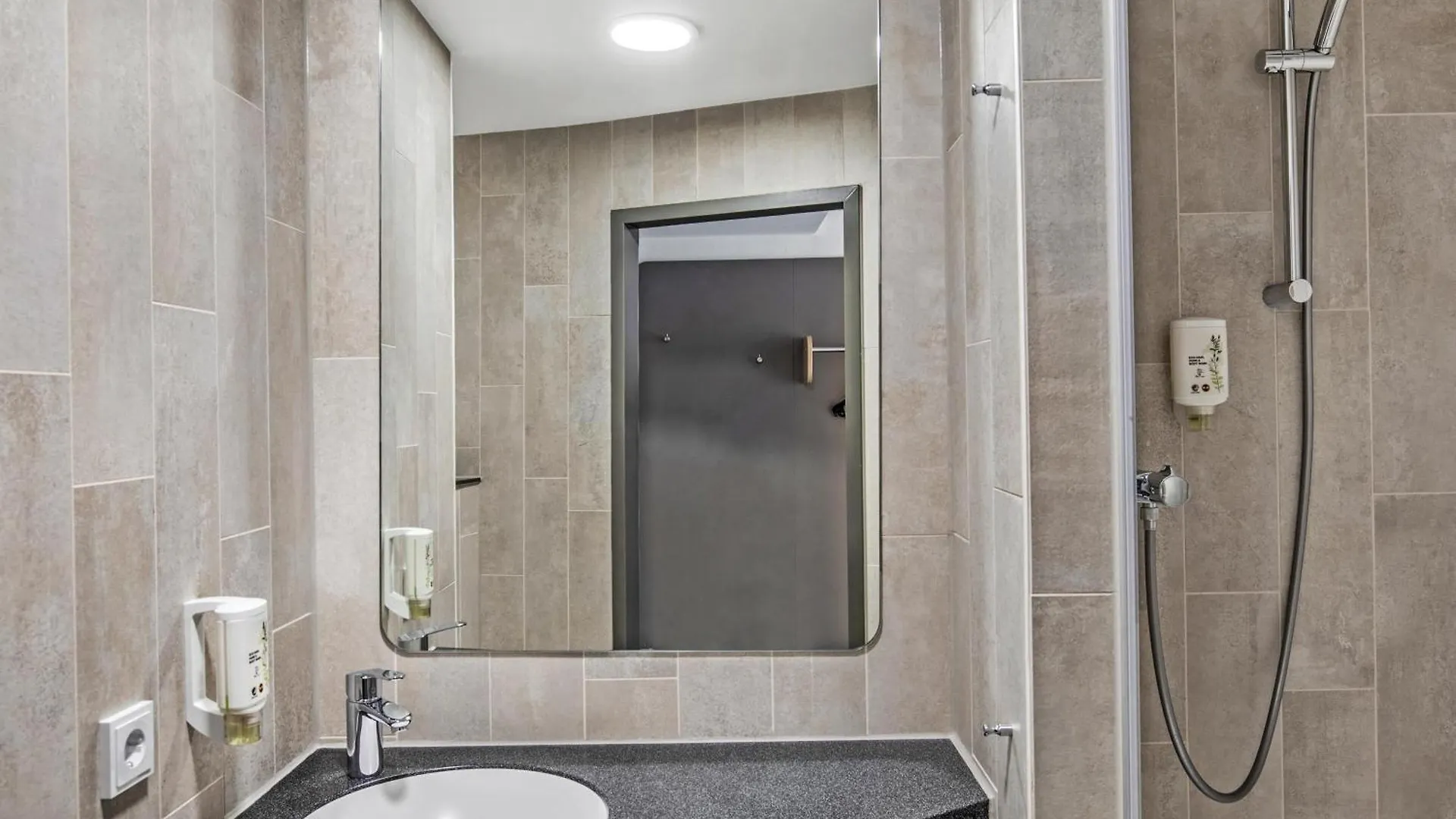 ibis Hotel Hamburg Airport